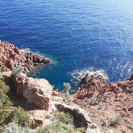 T2 La Corniche, Les Tennis De Castelmare A Classe 3 Etoiles